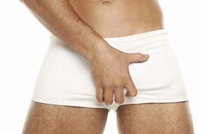 aquecendo o pênis antes do procedimento de aumento